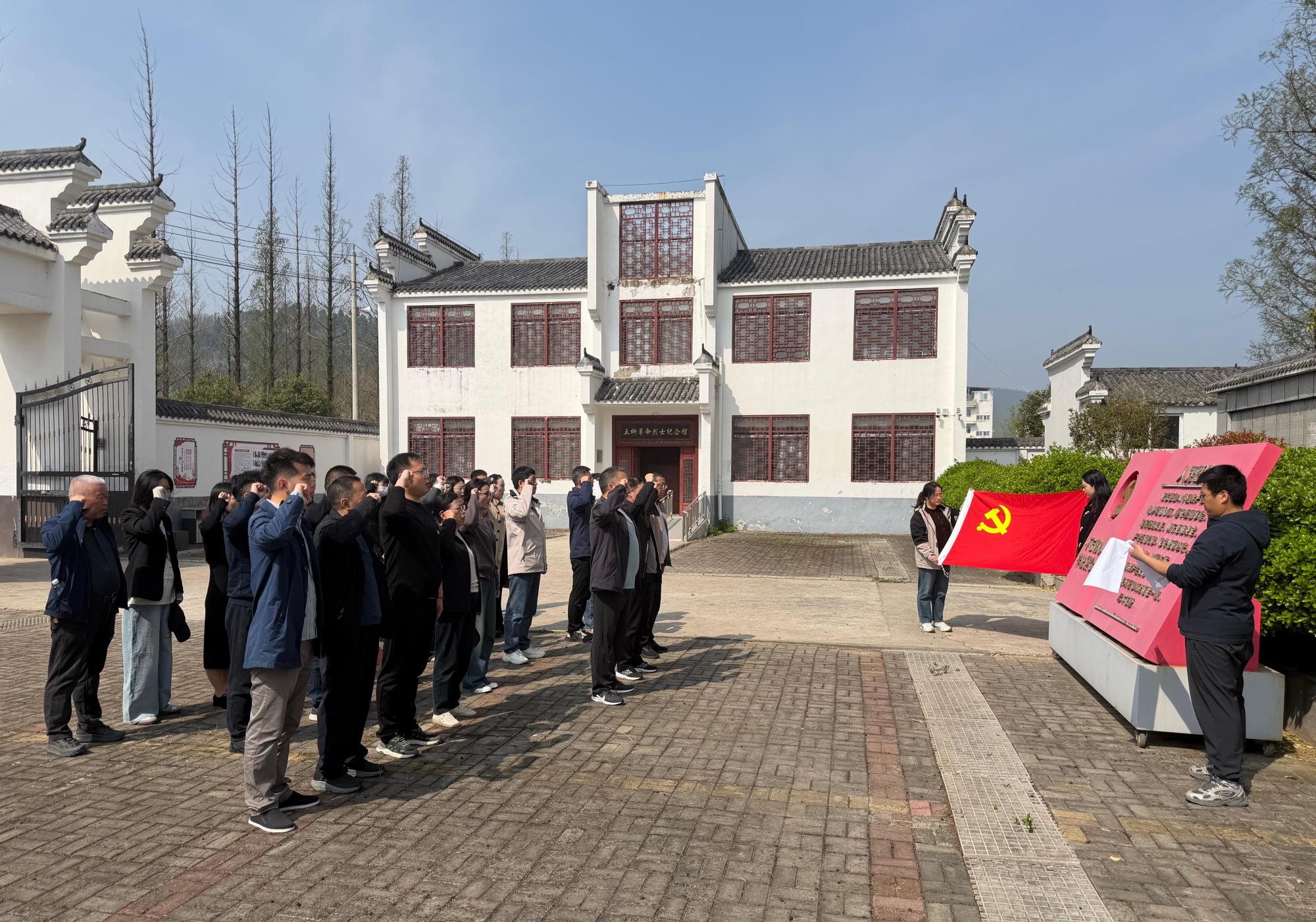 646fd9c5e6d35740fe0e8088f076c3d9.jpg 646fd9c5e6d35740fe0e8088f076c3d9.jpg